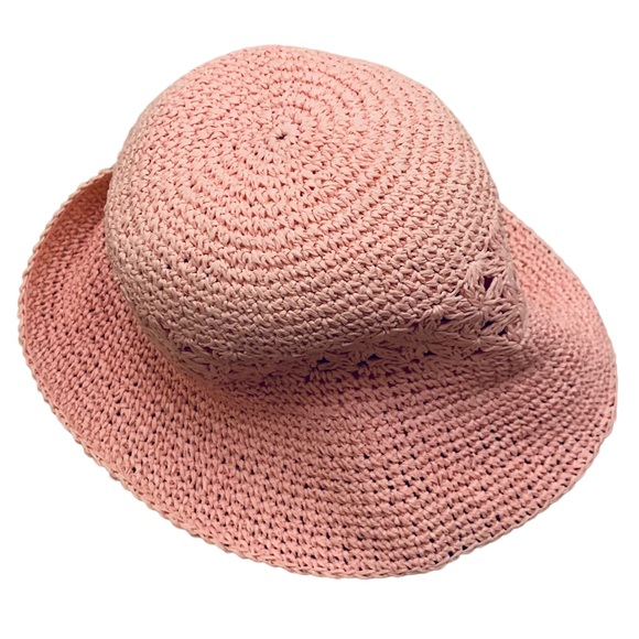 Light pink knitted vintage cottage hat with brim and detailed pattern size small - Picture 5 of 5